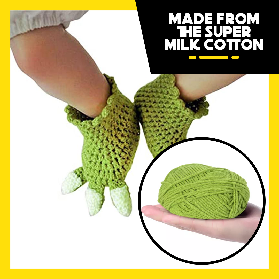 Cutesy Hand-Knit Baby Yoda Costume Set (0-6 Months)