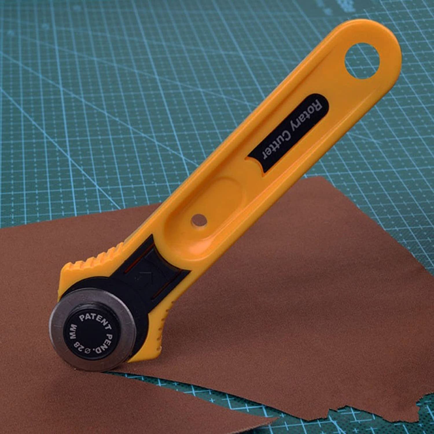 Roll-A-Cut™ - Wheel Wave Pattern Cutter