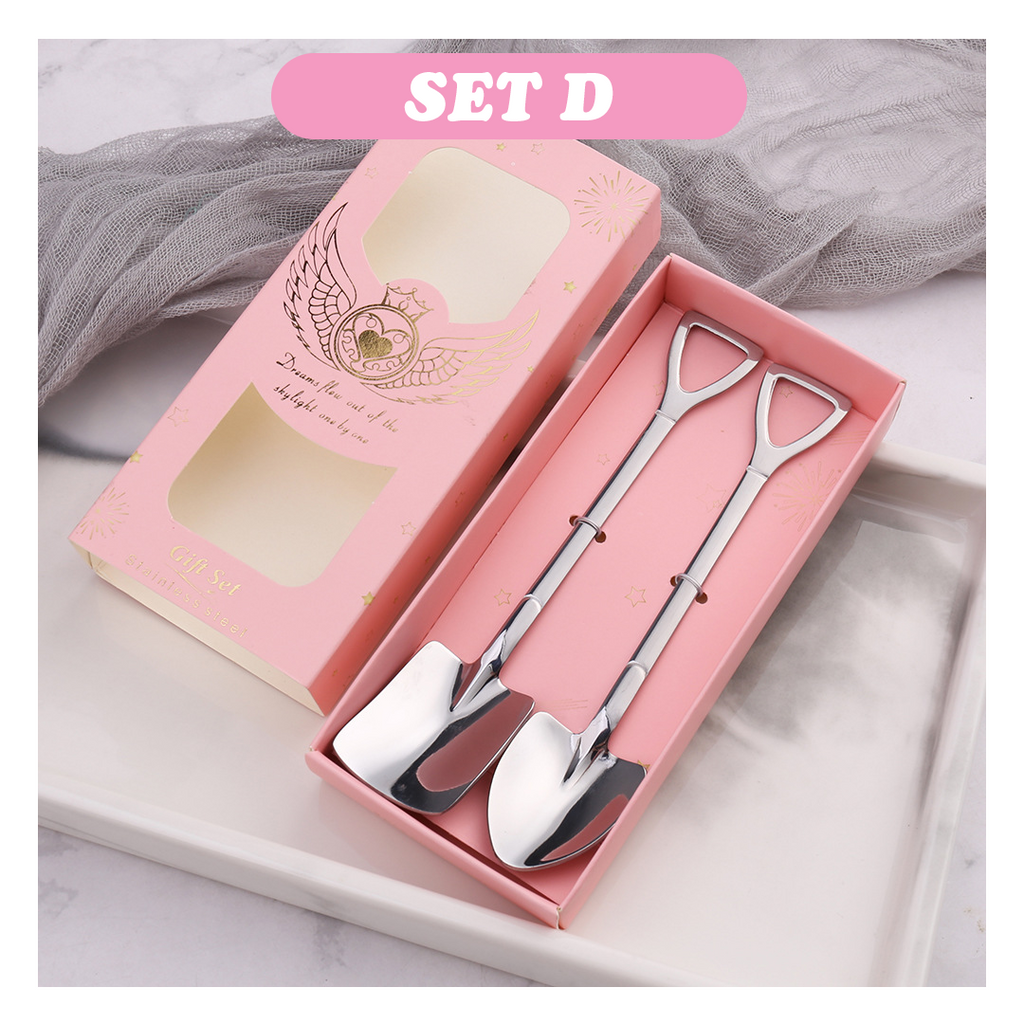 ShovelMe! Retro Dessert Spoon