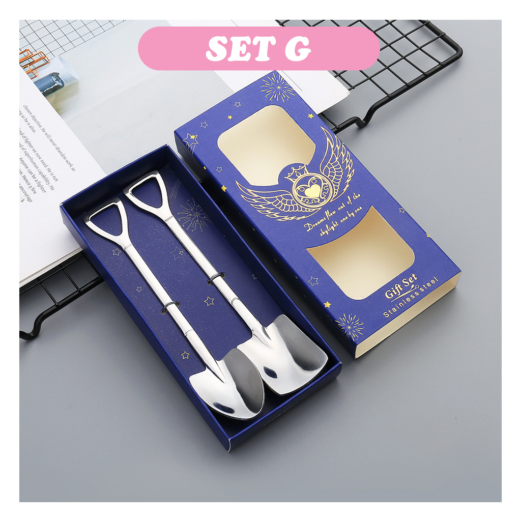 ShovelMe! Retro Dessert Spoon