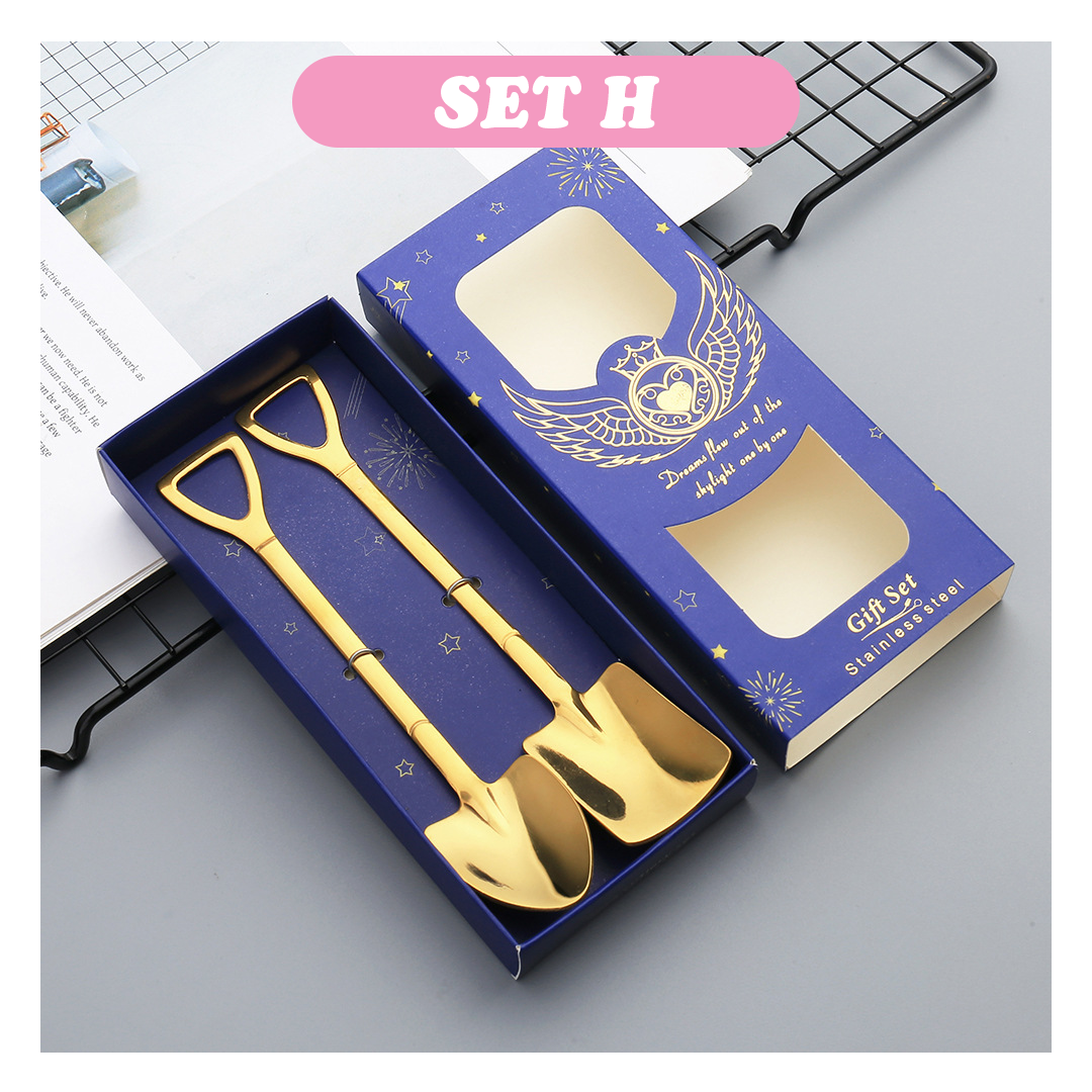 ShovelMe! Retro Dessert Spoon