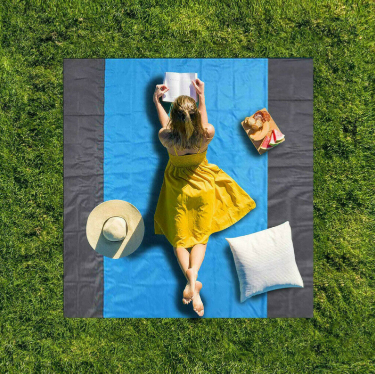 Lightweight Sand-Proof Beach Blanket